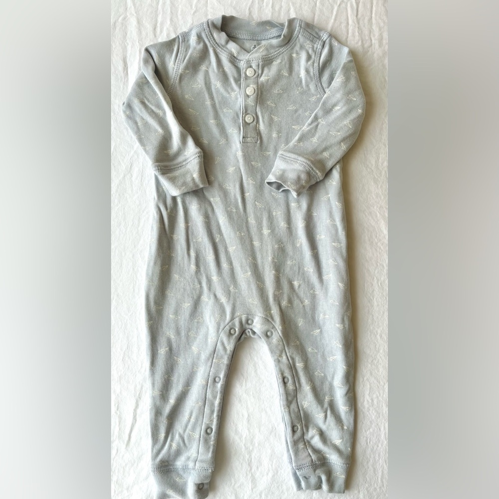 GAP Light Gray Blue Kids Footie